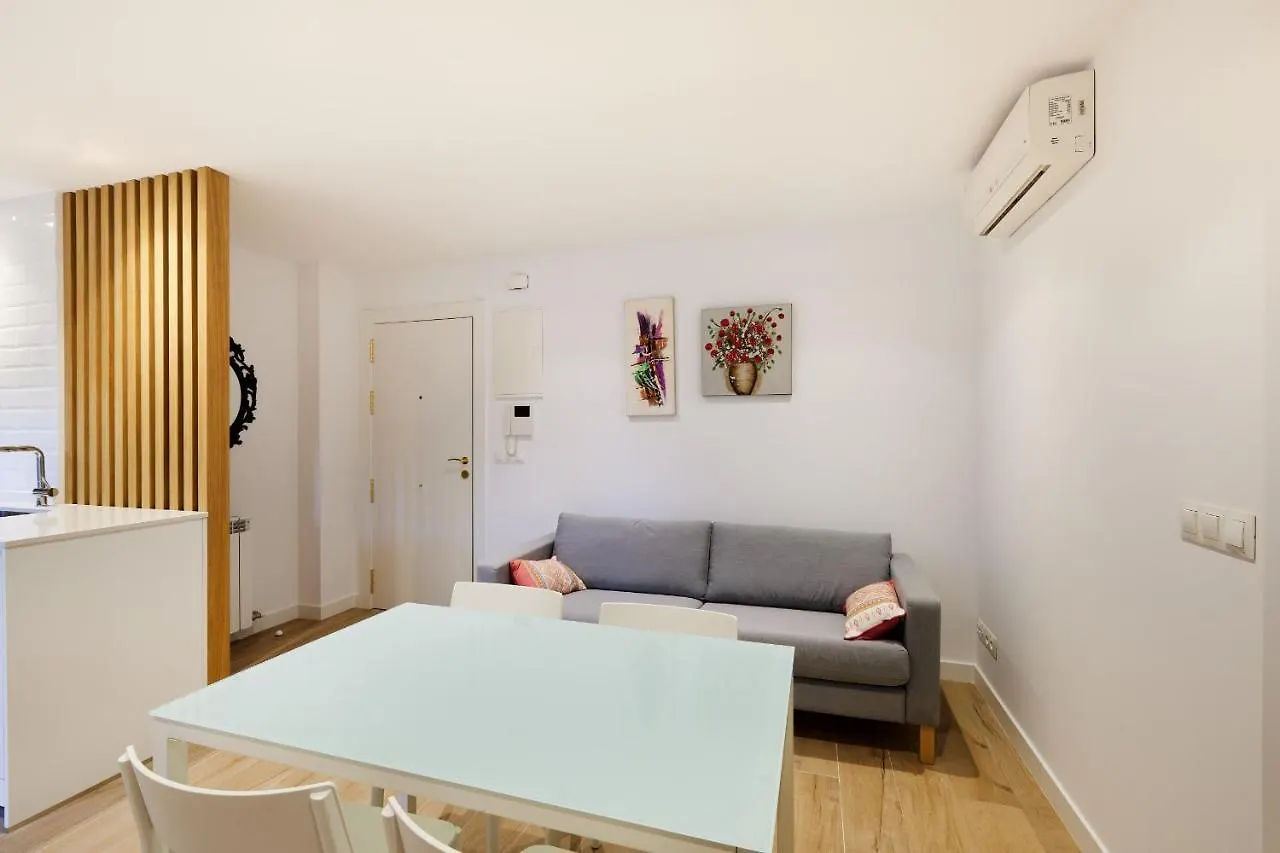 Clinica Universitaria Y Hospitales Apartment Pamplona