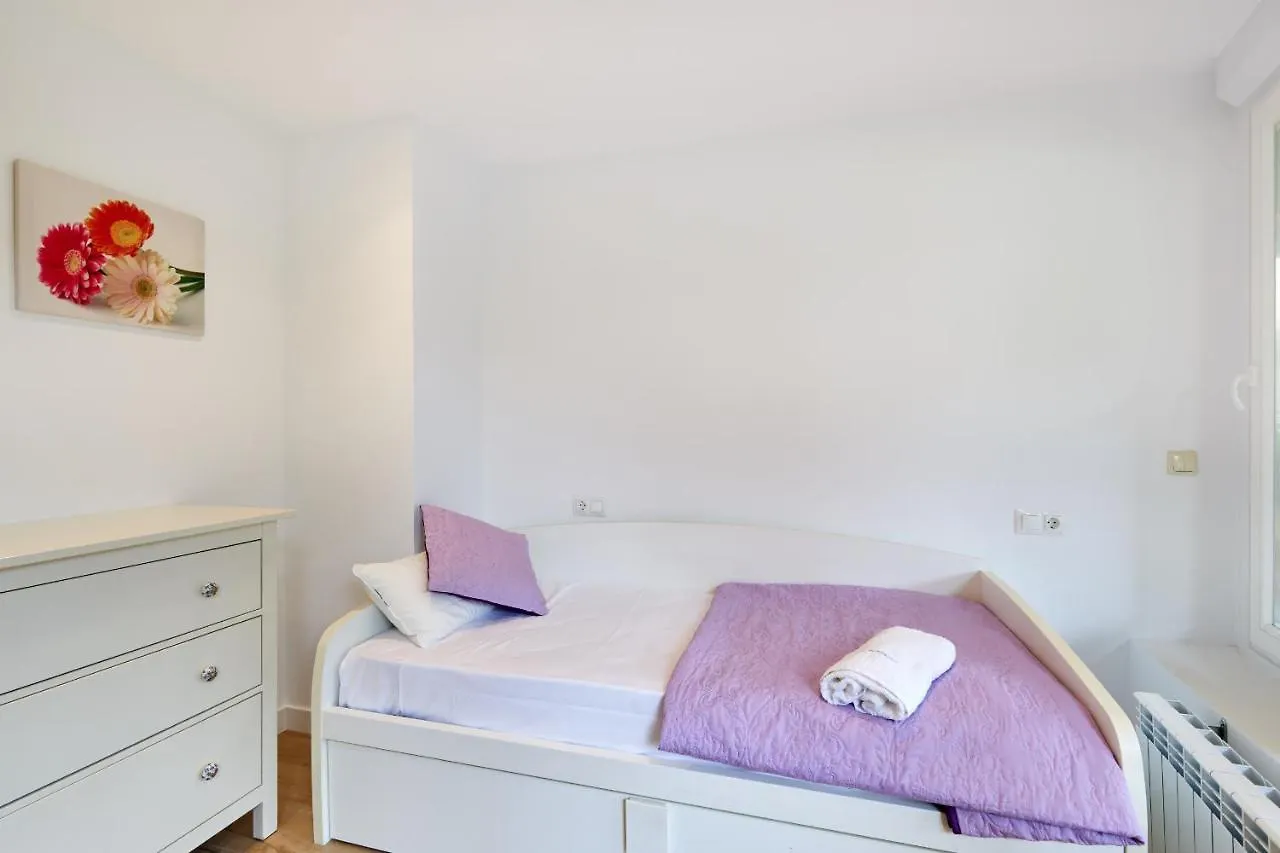 Clinica Universitaria y Hospitales Apartamento Pamplona España